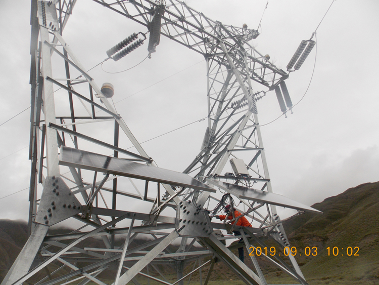 Aircraft Warning Light System for 550KV High Voltage Power Line/Transmission Tower